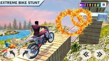 斜坡自行车竞技比赛